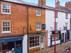 15 & 15a Sheaf Street, Daventry, NN11 4AA