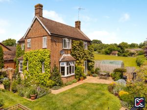 Hill Farm House, Church Lane, Slapton, Towcester