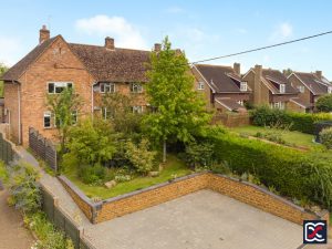 Main Street, Farthingstone